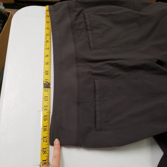 Athleta Womens Trekkie North Joggers Size 14 Athleisure Gym Workout Stretch - Picture 6 of 10